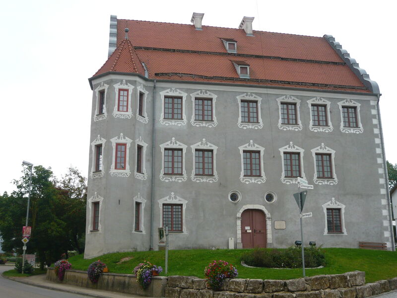 alb-guide-karin-marquard-mader-vom-faulen-eck-zum-hartsfeldtor-muhlen-und-schlosserwanderung-um-ballmertshofendischingen