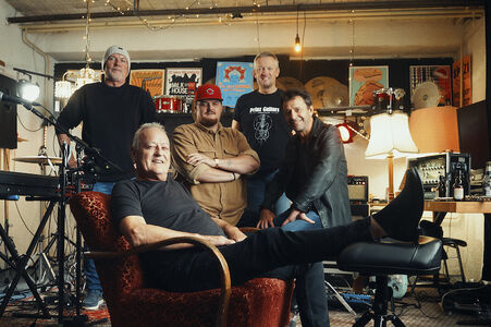 FRANZ MAYER EXPERIENCE feat. Alex Köberlein - Welthits wieder im schwäbischen Original